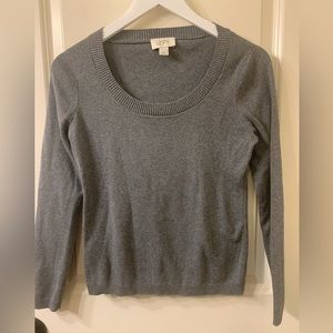 EUC Ann Taylor Loft Gray Medium Sweater